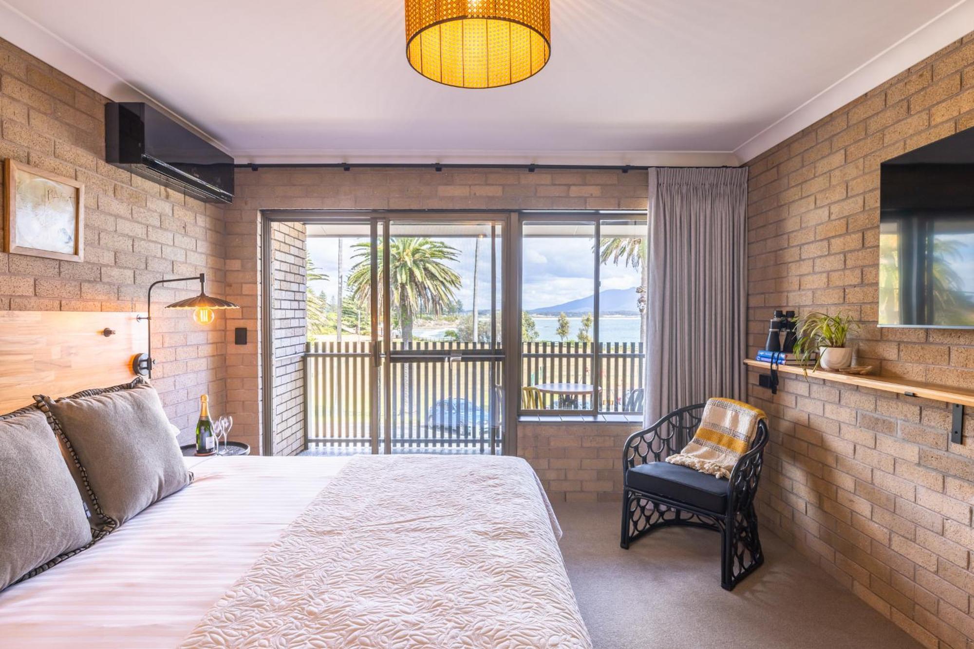 Bermagui Beach Hotel Quarto foto